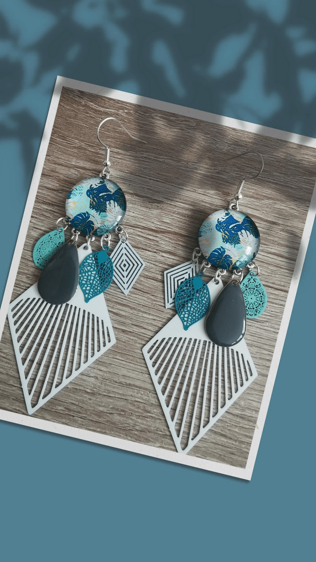 Boucles cabochon feuilles réf 147